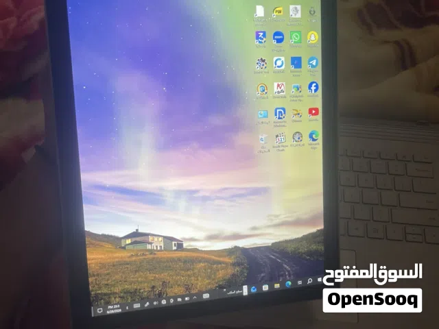 لابتوب ميكروسوفت