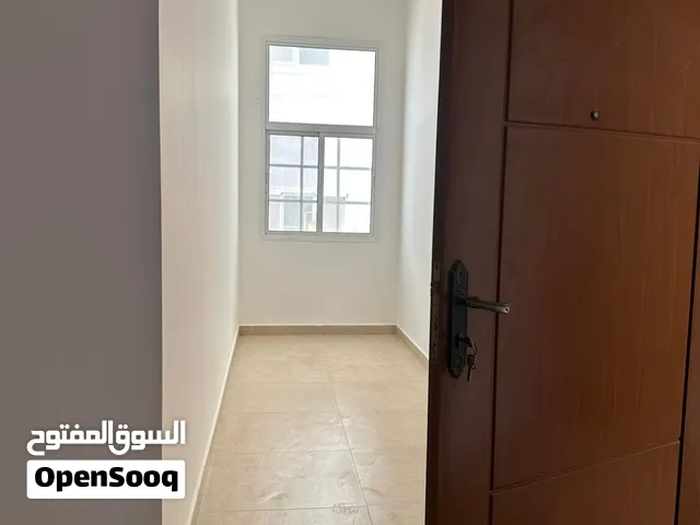 شقة واسعة للإيجار في المعبيلة الجنوبية Big family apartment