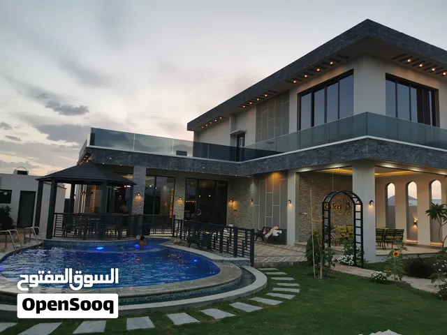 إستراحه إكليلVIP تقع في ولايه نزوى طيمسا قريب من منتزه الحيوانات النعام ايضا قريب من متحف عبر الزمان