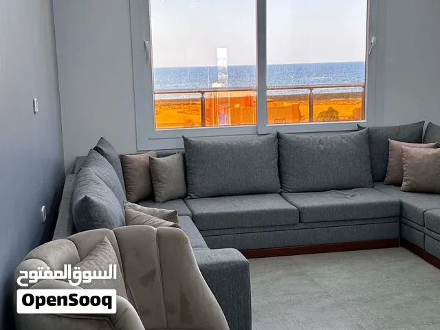 شقه جديده للايجار اليومي و الاسبوعي في صبراته علي البحر