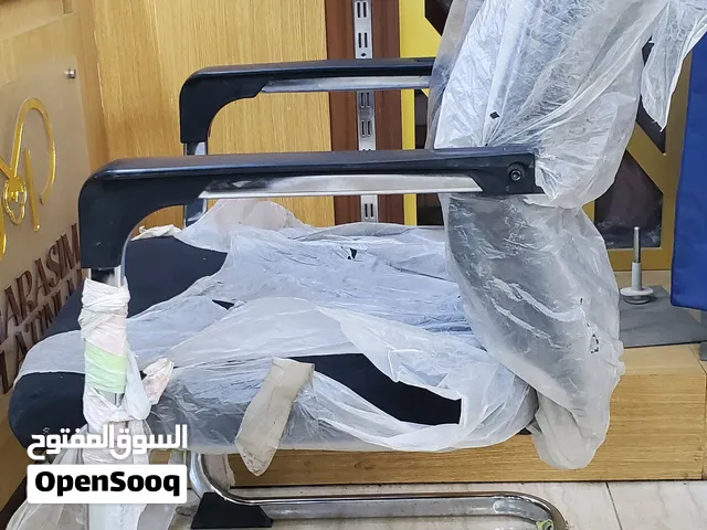 كرسي جديد استخدام شهر واحد
