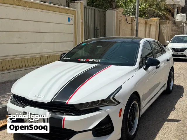 K5 GT السياره نضيفه وحادثها خفيف وبسيط