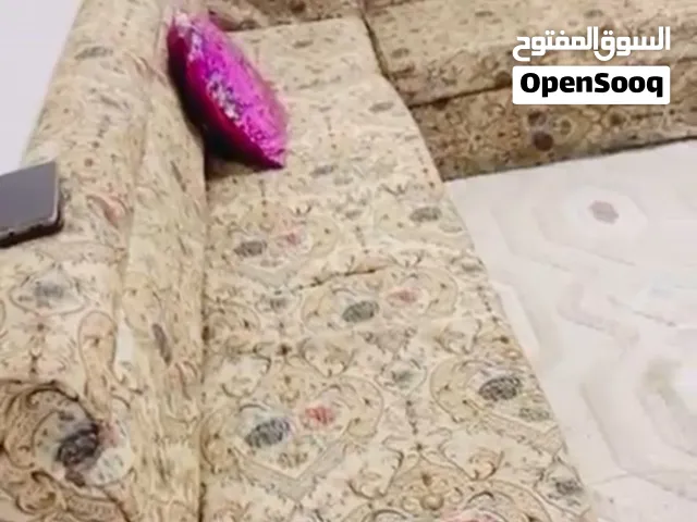 جلسة مستعمله للبيع نوعية البغله 6 جلسة و 2 زاويه