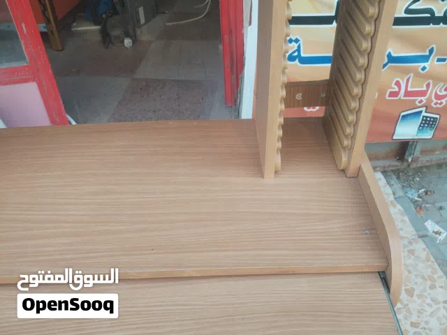 ميز كمبيوتر /ميه عله ميه