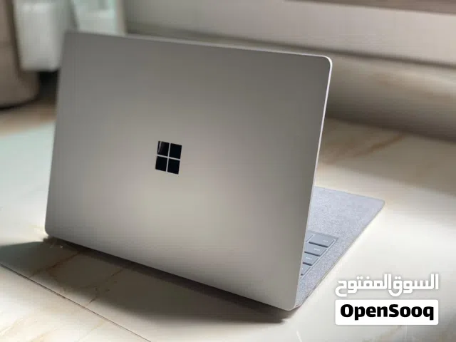 Microsoft Surface laptop Core i5 8gb 256gb