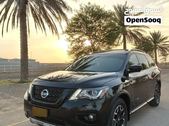 Used Nissan Pathfinder in Al Batinah