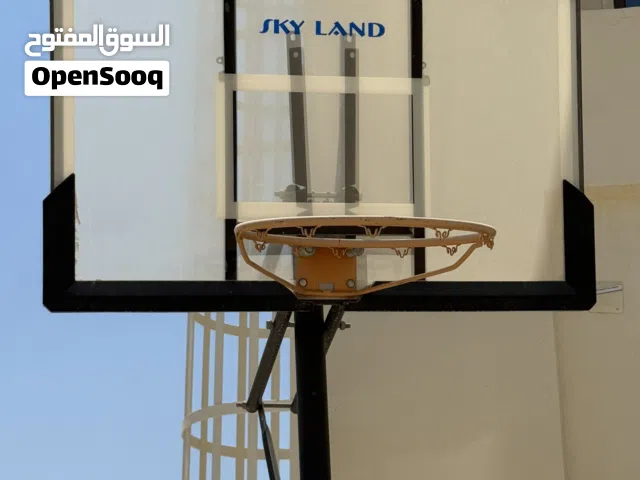 Skyland outdoor basketball -  Price is negotiable. كرة سلة خارجية مثبتة السعر قابل للتفاوض