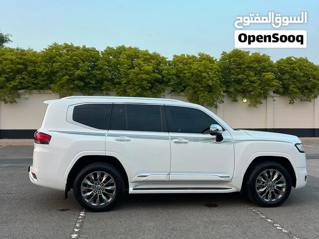 لاند كروزر نظيف جدا 2023 بدون حوادث صبغ الوكالة