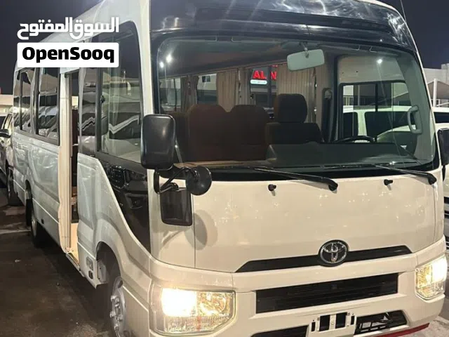 تويوتا كوستر ديزيل 2022 موديل كيلومتر 64000 يوجد 4 باصات