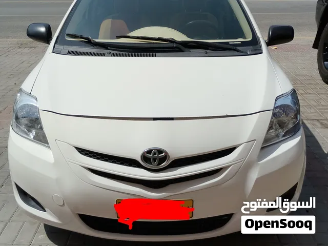 2008 Toyota Yaris Sedan for Sale - GCC Specs, Gasoline, White, Licensed