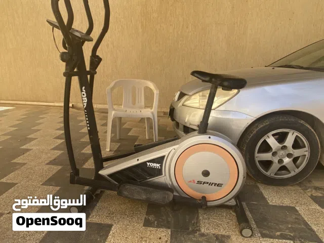 جهاز رياضي (دراجه ثابته) للبيع بسعر ممتاز جدا ....................................................