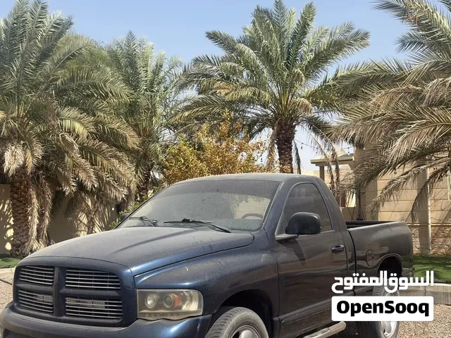 للبيع دودج رام 1500 غمارة تصلح للاستخدام او قطع غيار