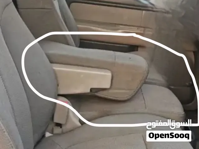 السلام عليكم للبيع كشن وبنفس الوقت تكايه يركب حق وانيت فورد تركب بنص