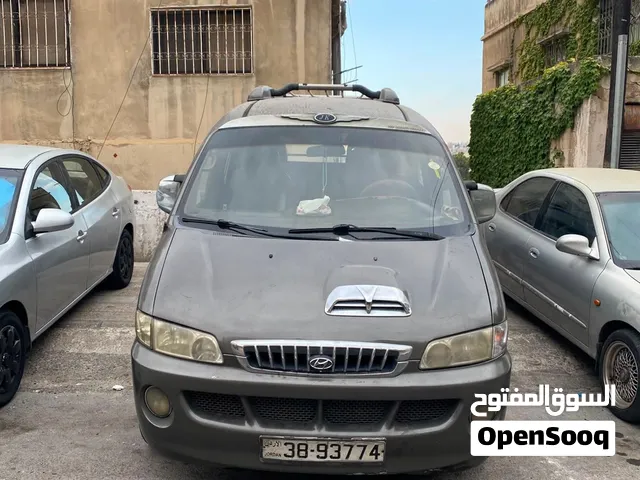 حافلة ركاب هيونداي موديل 2003 مستعملة للحجز والنقل العام