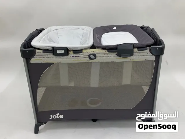 سرير طفل له اكثر من استعمال