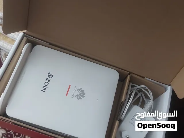 موسع ومقوي شبكة فايبر لاسلكي من هواوي (Huawei OptiXstar F30) المخصص لشبكات (FTTR Wi-Fi 6)