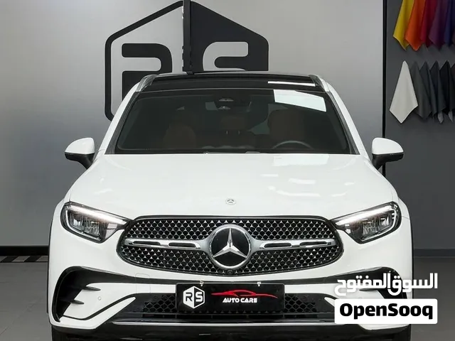 مرسيدس GLC300 2026 الجديد كلياً في قمة النظافة بلون داخلي وخارجي مميز