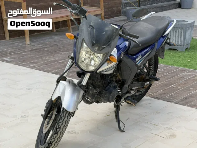 للبيع دراجة ياماها zf160