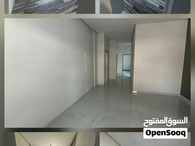 160 m2 3 Bedrooms Apartments for Rent in Northern Governorate Maqabah