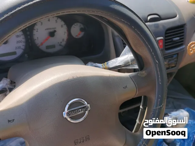نيسان صني n16