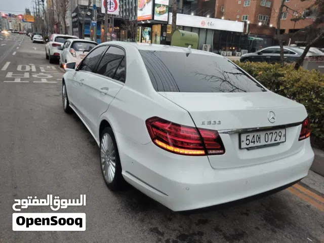 2016 مرسيدس بنز الفئة-E E 300