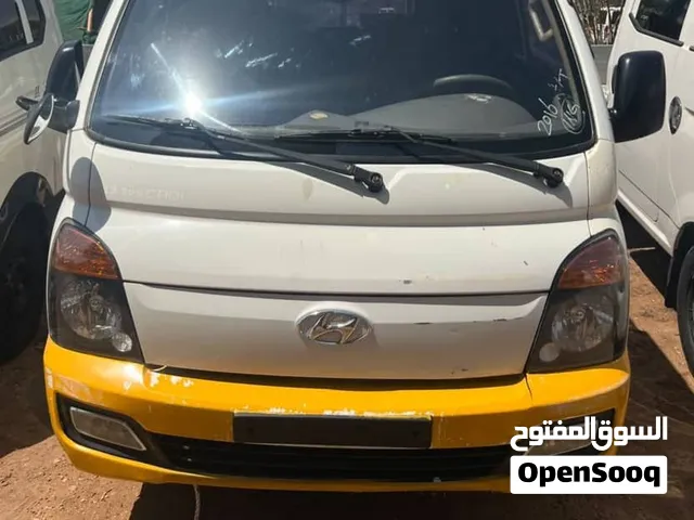 للبيع هـونداي بـورتـر شـهادة وارد مـوديــل 2016...
