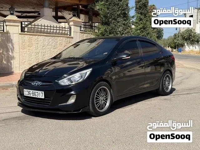 هوندي اكسنت مديل 2018 فحص 2 جيد لون اسود بسعر مغري قابل للبدل