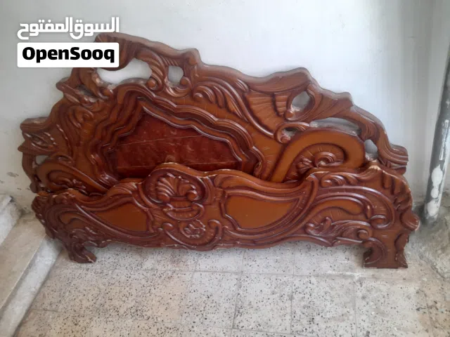 ستاندخشب لاتيه للمحلات وحدات رلاتيه كراسي مكاتب   كنب رسبشن 12مقعد كاونتر