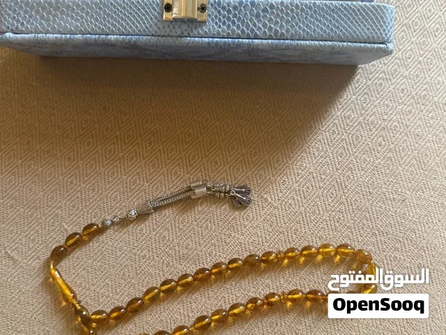 مسباح من الأحجار الكريمه