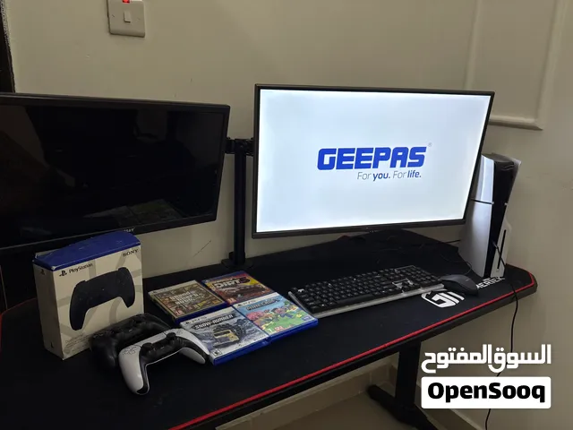ستاب كامل  شاشتين و بلايستيشن 5 و 2 جهاز كنترول  و أربع العاب فيديو و طاوله و ماوس باد و كيبورد ماوس