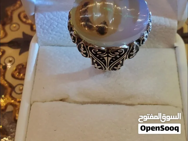 خاتمٌ فضة ملكيّ... يحمل في حجره اسمَ الله طبيعي مضمون 100%