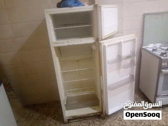 ثلاجه مافيها ولا مشكله تبريدها ميه ميه ماشاء الله