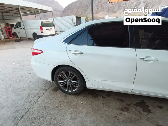 كامري 2017 للبيع او البدل
