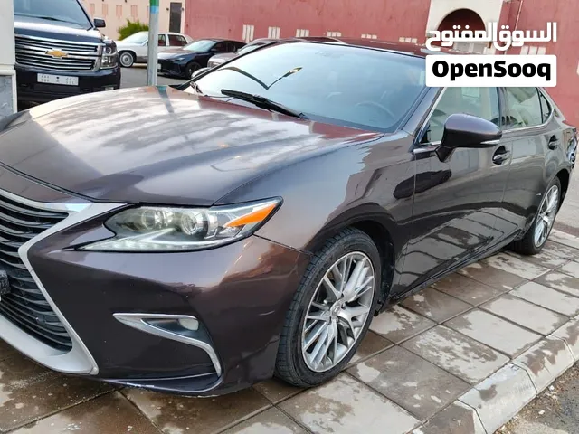 لكزس ES 350 فلDD مديل2013 معدله 2016 من الوكالة وكل القطع اصلية
