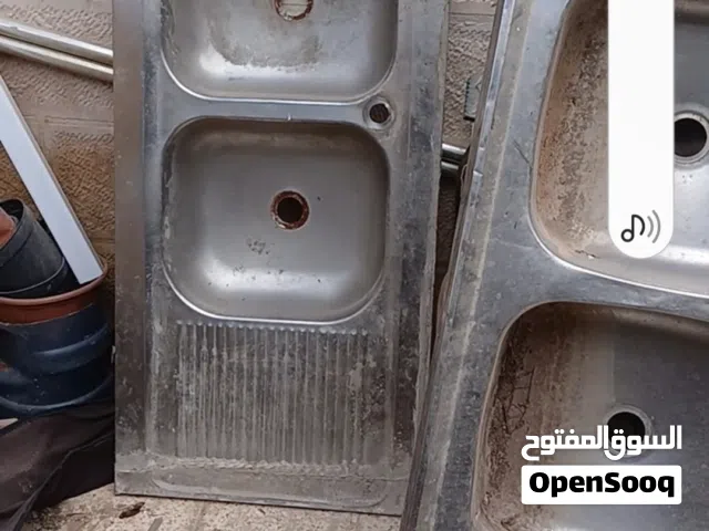 ثلاث مجالي للبيع