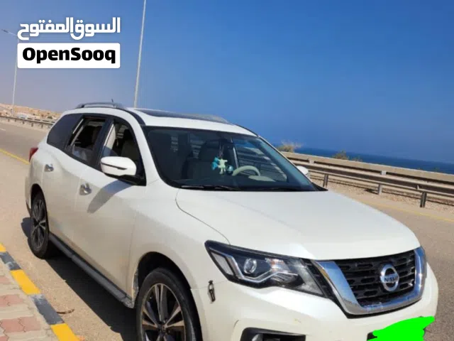 2019 Purchase GCC spec Nissan Pathfinder