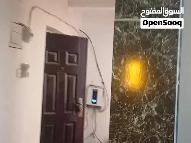 3 شقق للبيع: