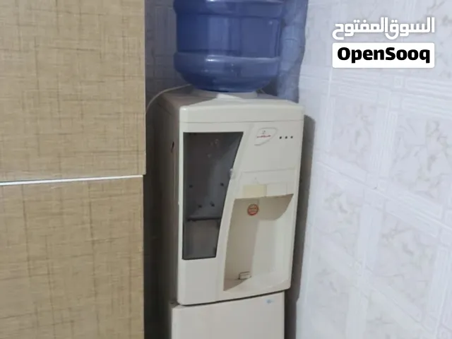 ثلاجه مية تخدم ربي يبارك. اقرأ الوصف