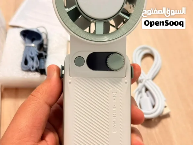 مروحة يدوية