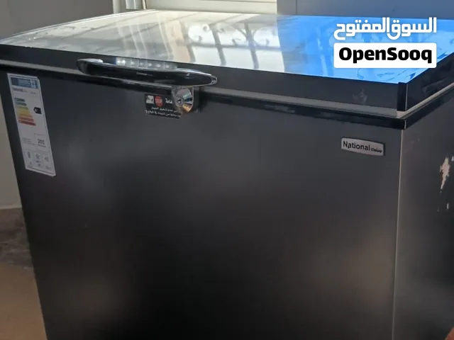 فريزر بطح لون فيراني وكاله لم يستخدم