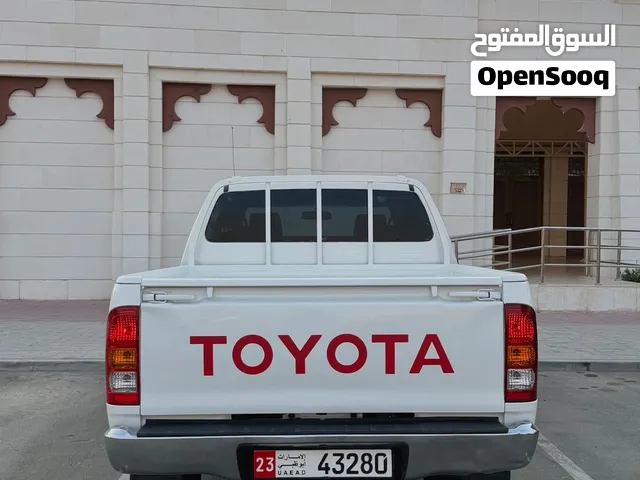 هايلكس للبيع قمة في النظافة