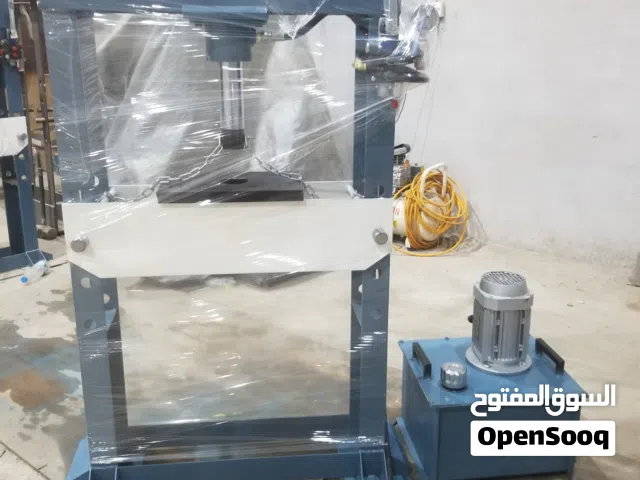 مكبس هيدروليك 50 طن صناعة محلية جودة عالية مواصفات أقوى من المستورد فحص كامل ضمان سنتين صنعاء
