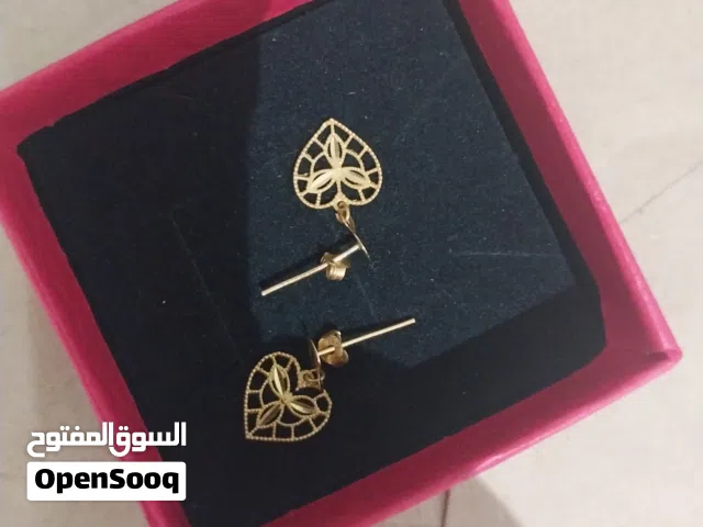 حلق ذهب اصلي عيار 18