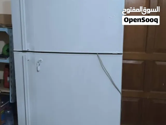 ثلاجة هيتاشي مستعمل نضيييف