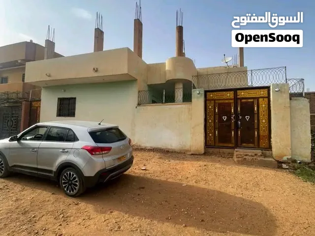 للبيع منزل اعمدة مؤسس في حي النصر مربع 26 قريب من اكادمية المنهل للعلوم