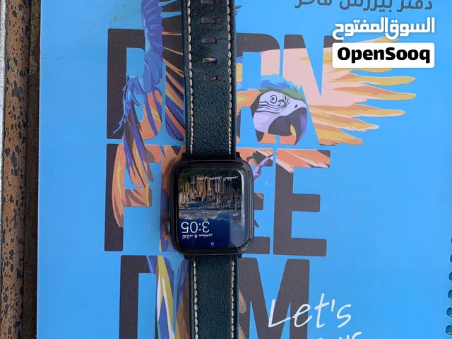 ساعه ابل سيريس 5 للبيع نضيف وفوقها لاصق  ثري دي الحجم الكبير 44 ملم الذاكره 32 جيجا  حاله البطاريه77