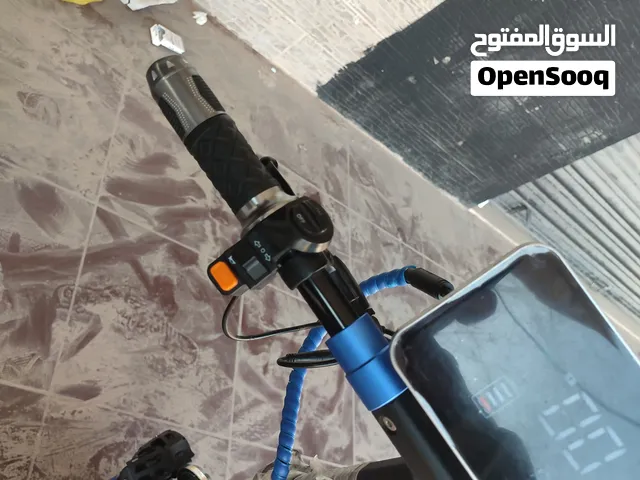 سكوتر الوحش استعمال شهر السرعة 90