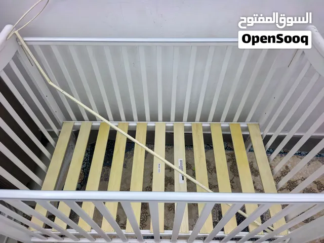 سرير اطفال