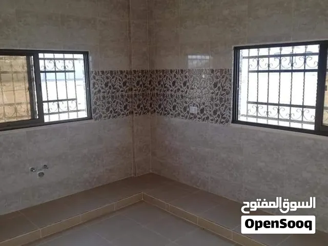 معلم بلاط وتركيب شحف سحاب