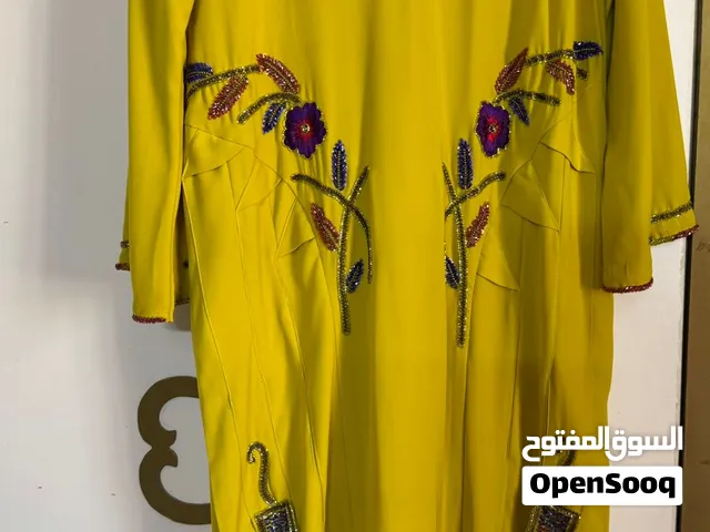 ملابس مستعمله